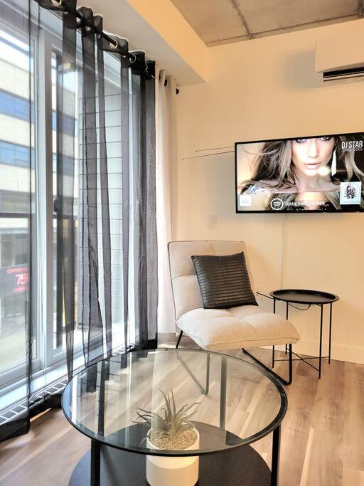 Condo Chic, Centre-Ville Piscine, Terrasse, Gym Quebec City Ngoại thất bức ảnh